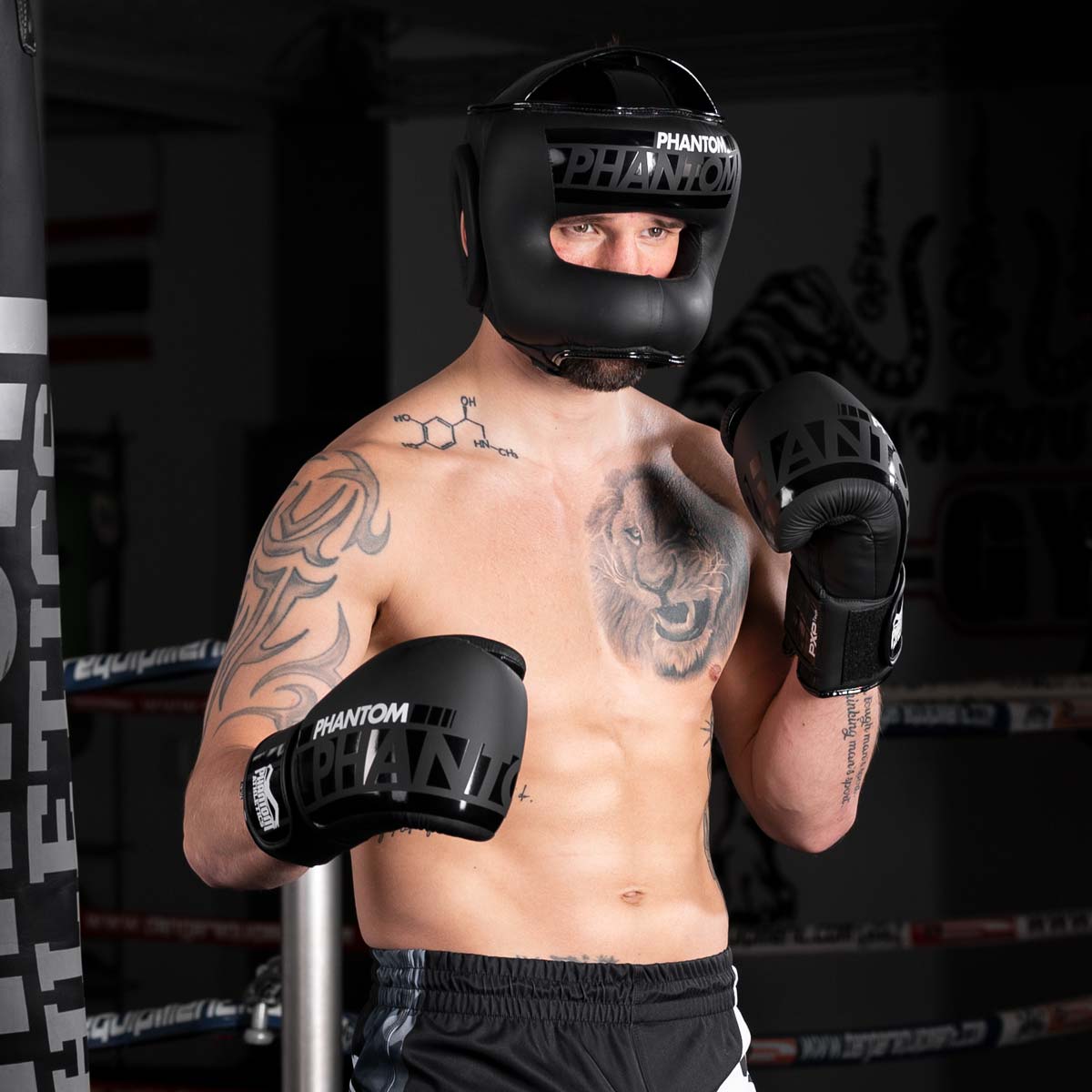 Head protection APEX Saver  for MMA & Muay Thai training - PHANTOM  ATHLETICS